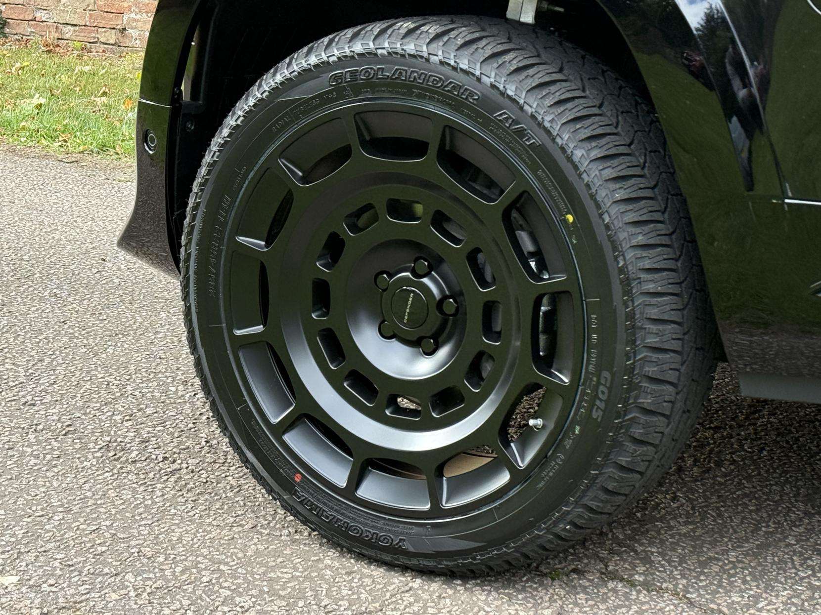 2025 LAND ROVER DEFENDER 110 2025 LAND ROVER DEFENDER 110