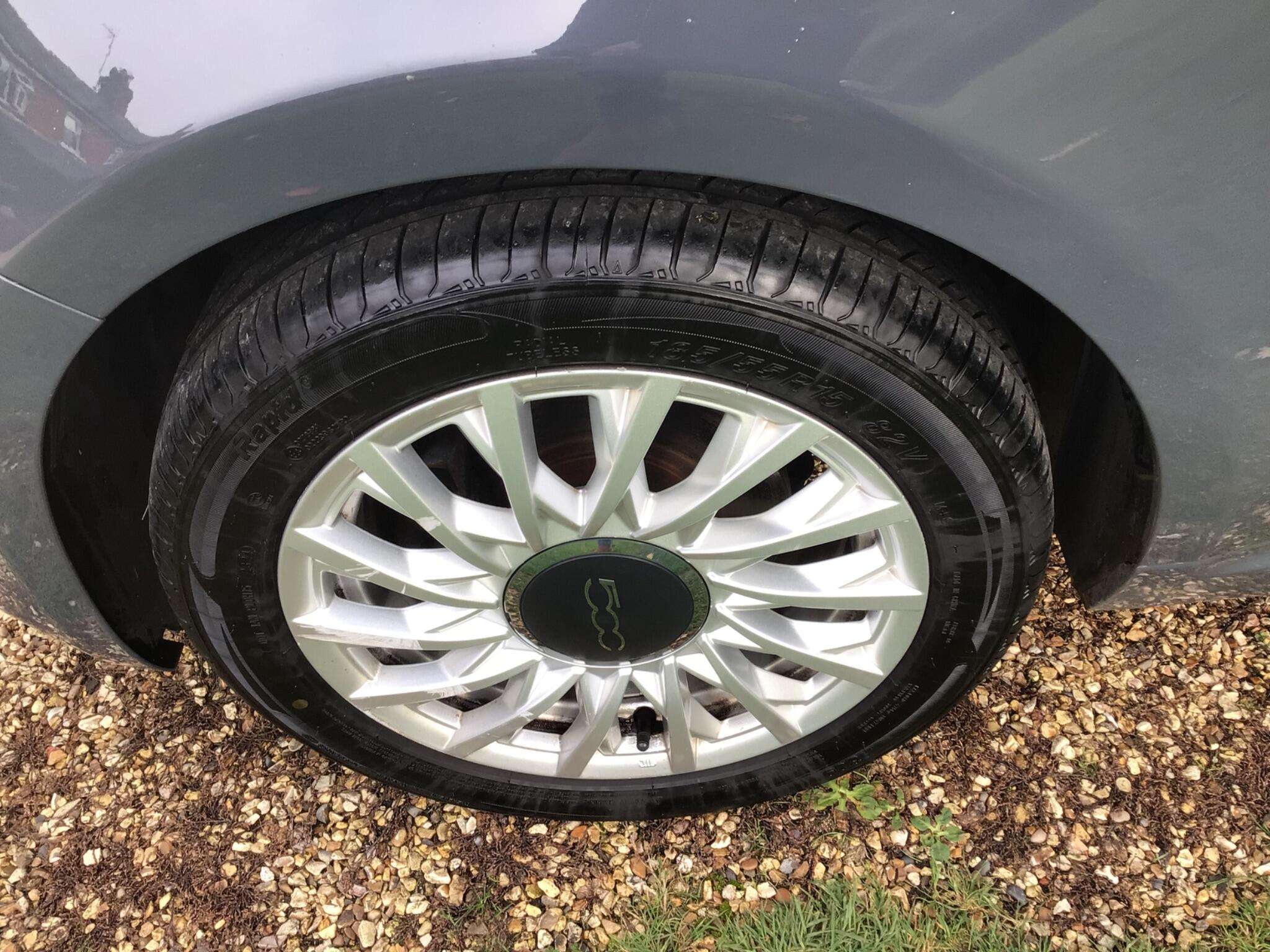 2017 FIAT 500 2017 FIAT 500