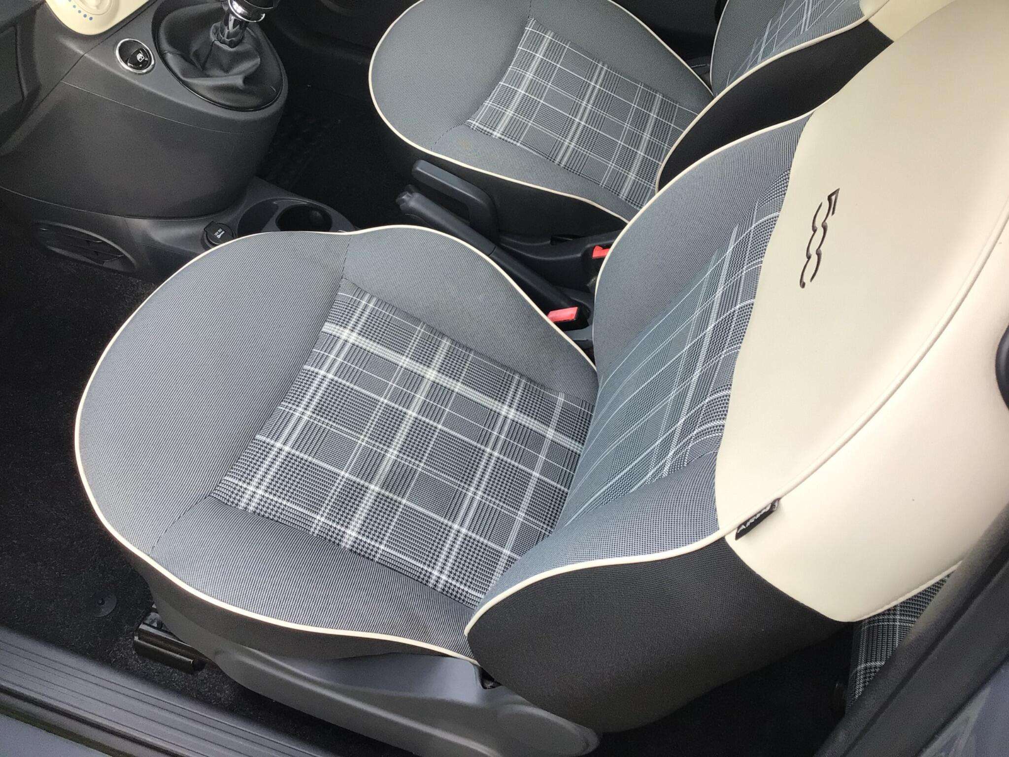 2017 FIAT 500 2017 FIAT 500