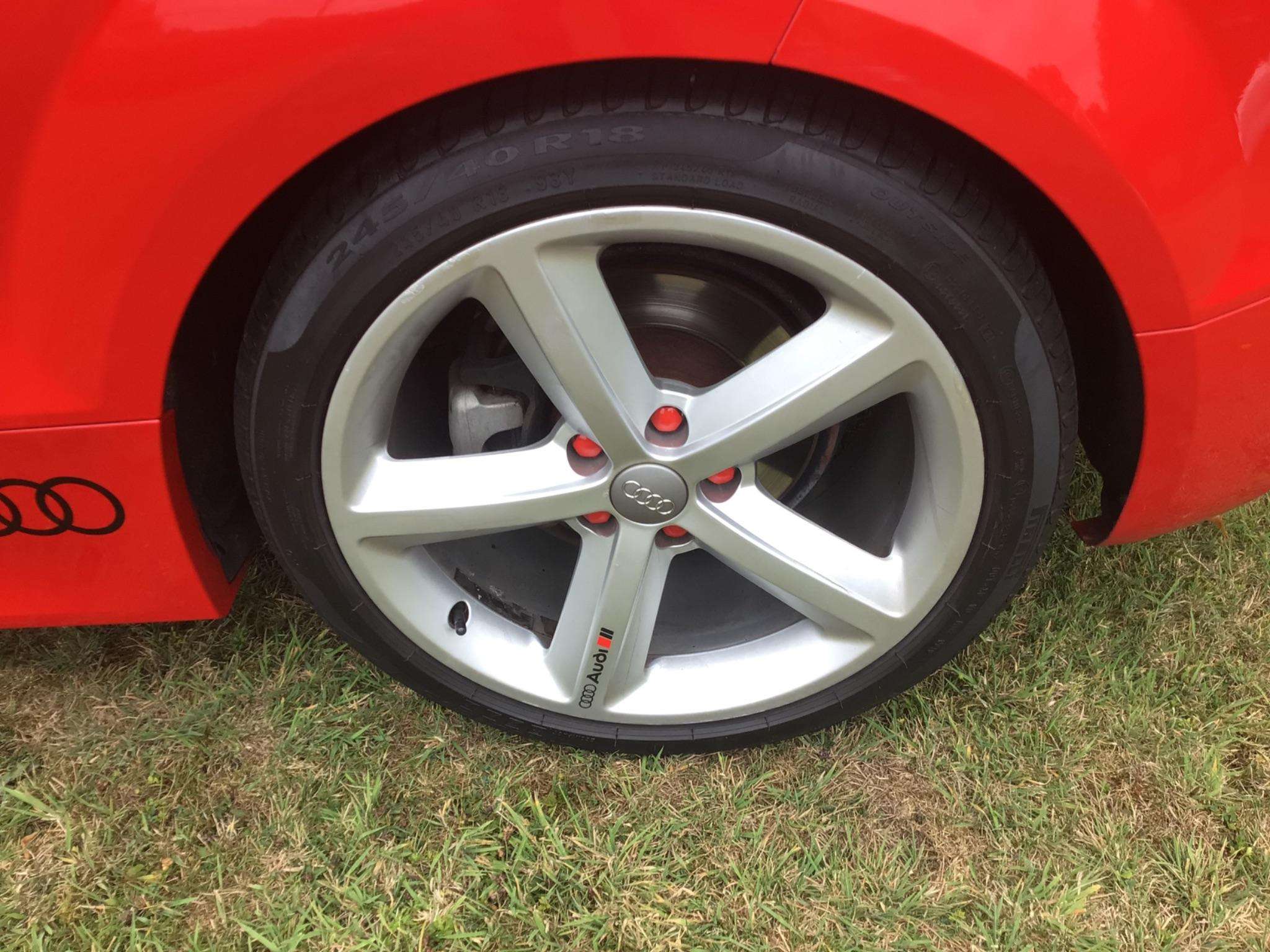 2011 AUDI TT 2011 AUDI TT