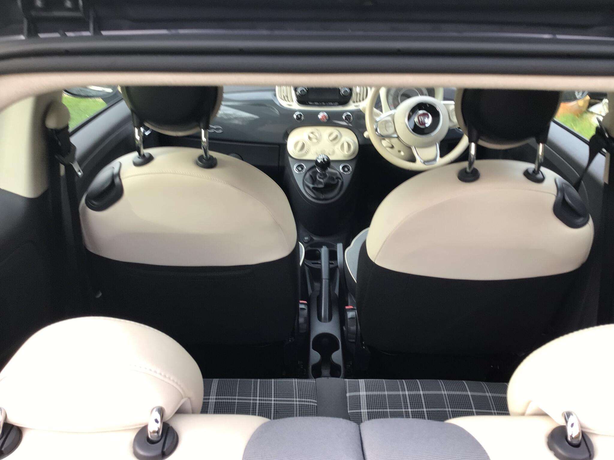 2017 FIAT 500 2017 FIAT 500