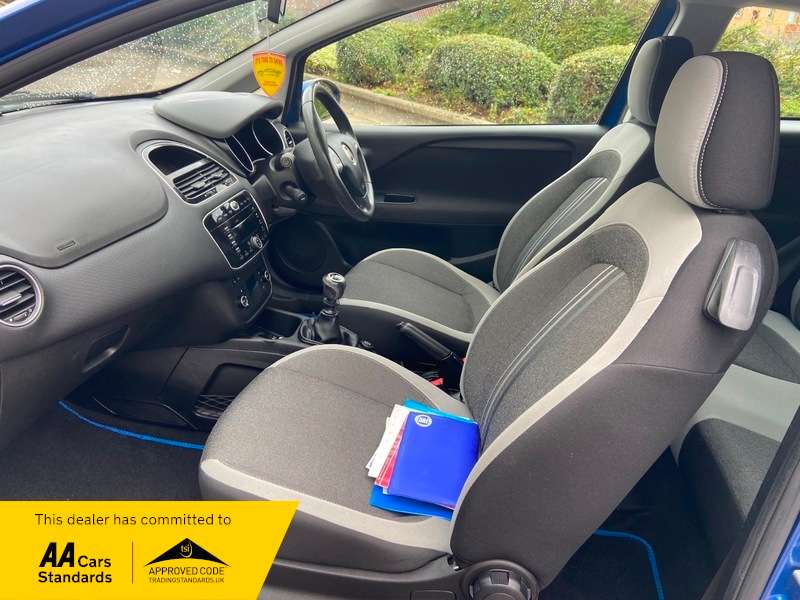 2013 FIAT PUNTO 2013 FIAT PUNTO