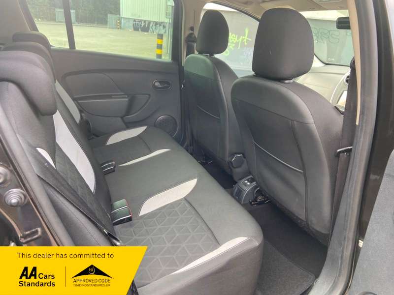 2015 DACIA SANDERO 2015 DACIA SANDERO