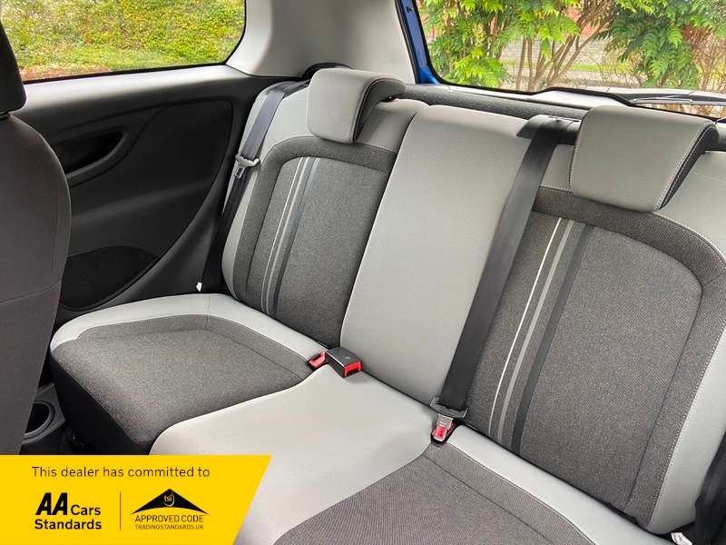 2013 FIAT PUNTO 2013 FIAT PUNTO