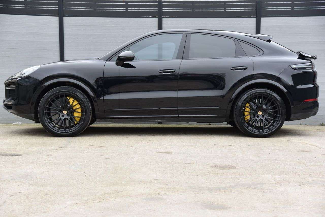 2019 PORSCHE CAYENNE 2019 PORSCHE CAYENNE