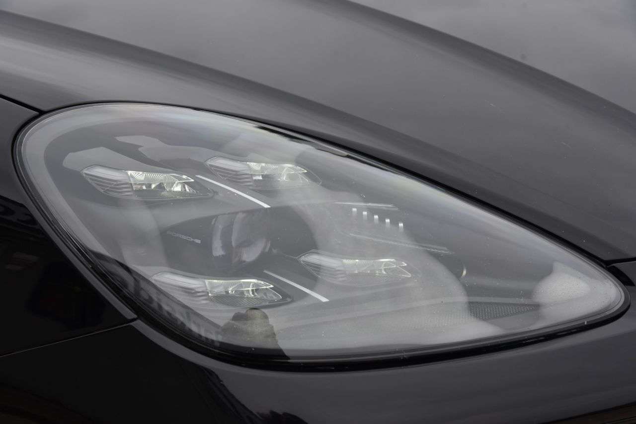 2019 PORSCHE CAYENNE 2019 PORSCHE CAYENNE