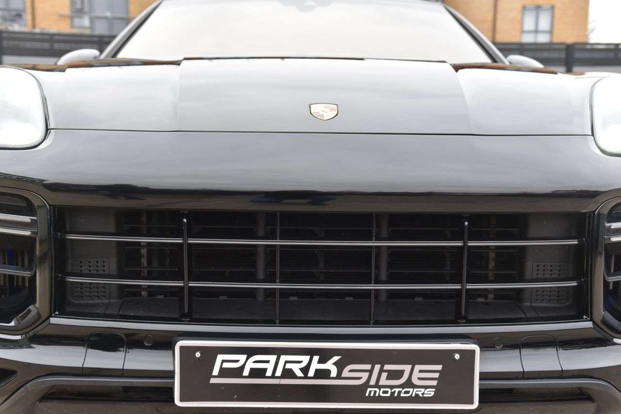 2019 PORSCHE CAYENNE 2019 PORSCHE CAYENNE