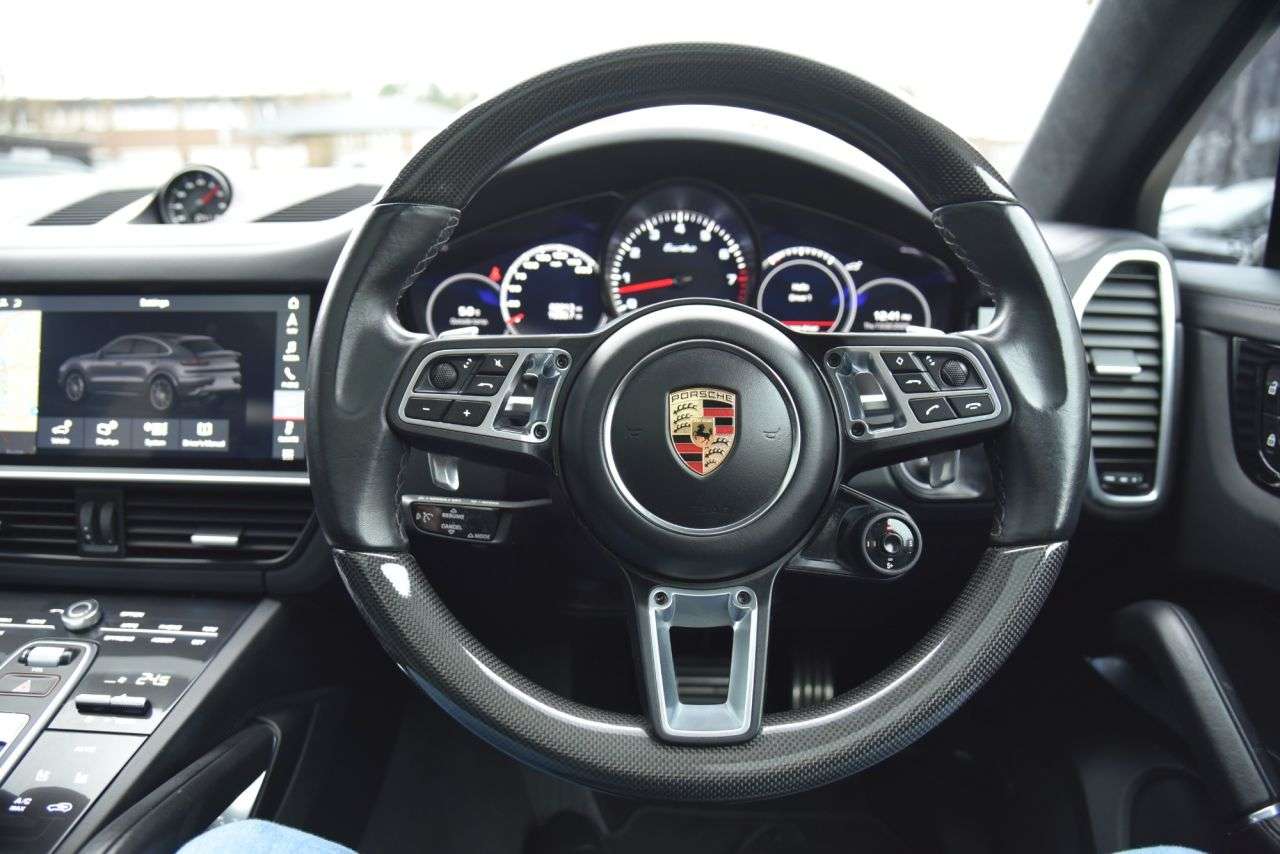 2019 PORSCHE CAYENNE 2019 PORSCHE CAYENNE