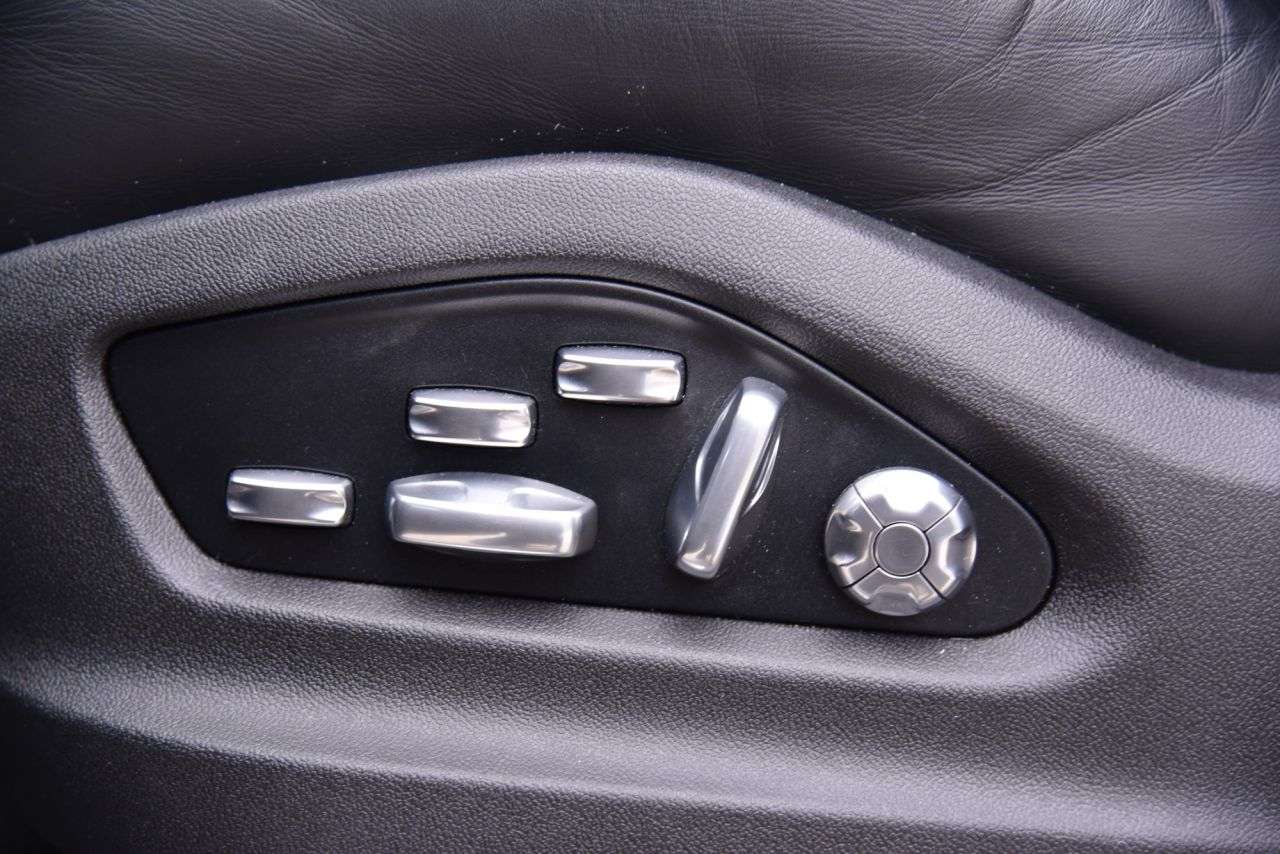 2019 PORSCHE CAYENNE 2019 PORSCHE CAYENNE