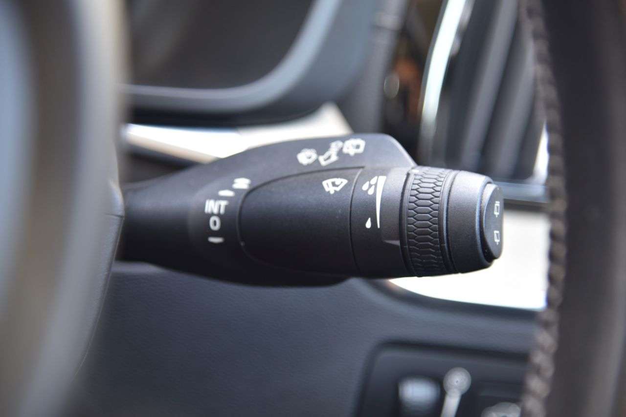 2021 VOLVO XC60 2021 VOLVO XC60