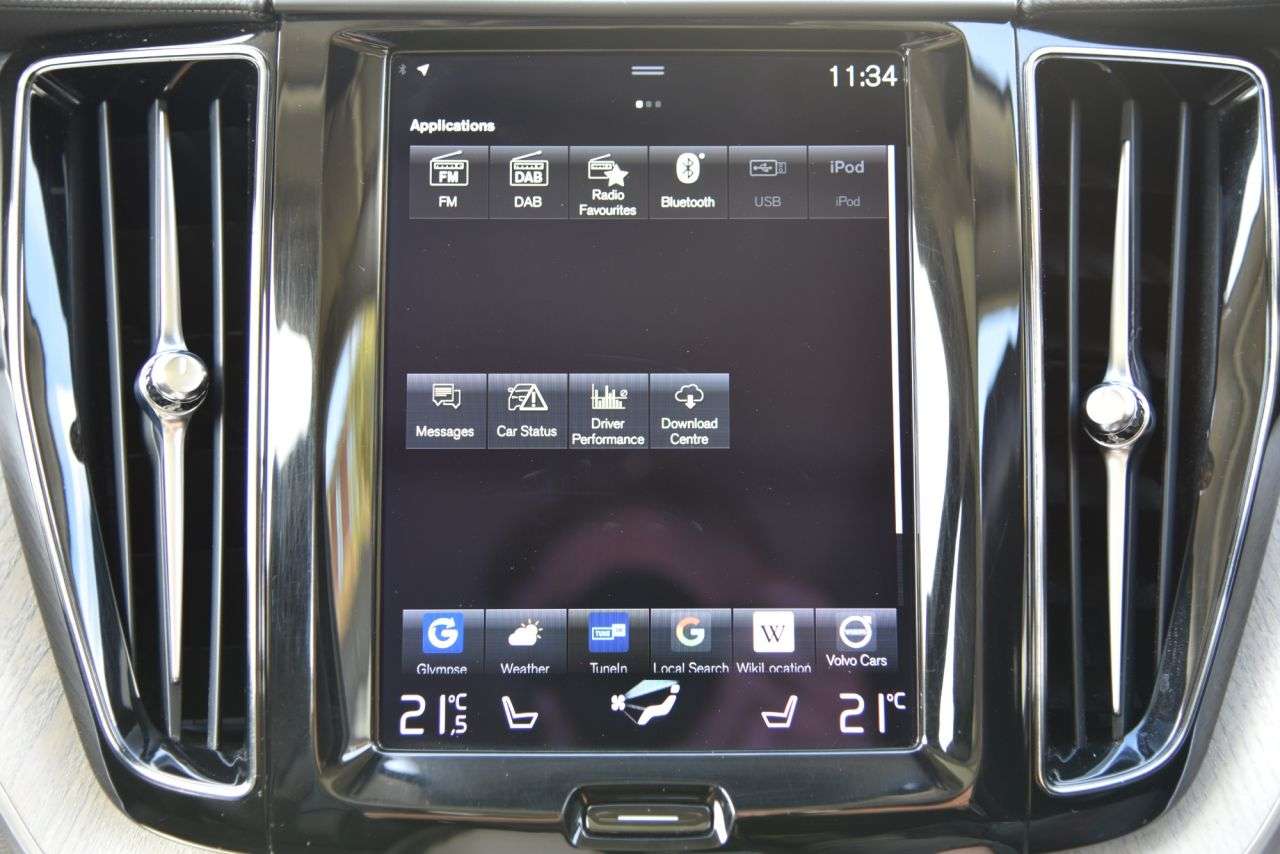 2021 VOLVO XC60 2021 VOLVO XC60