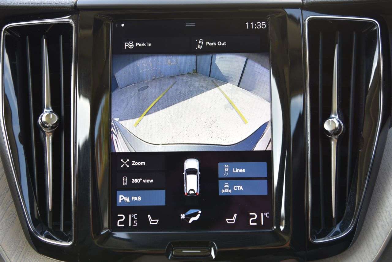 2021 VOLVO XC60 2021 VOLVO XC60