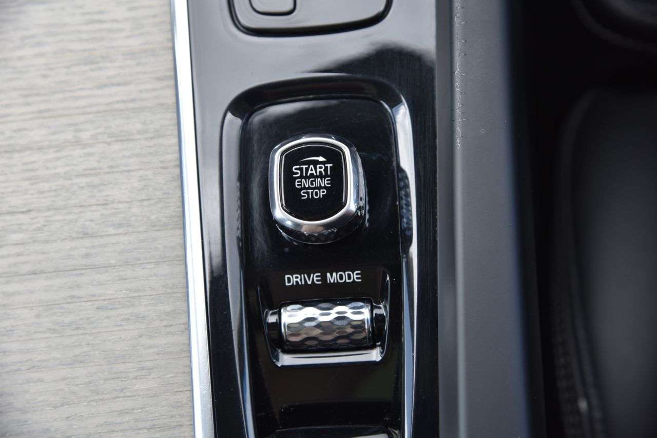 2021 VOLVO XC60 2021 VOLVO XC60