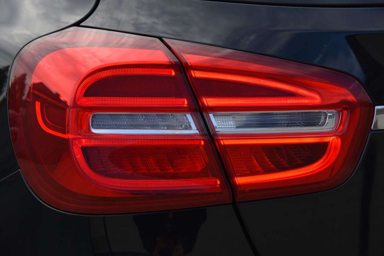 2016 MERCEDES-BENZ GLA 2016 MERCEDES-BENZ GLA