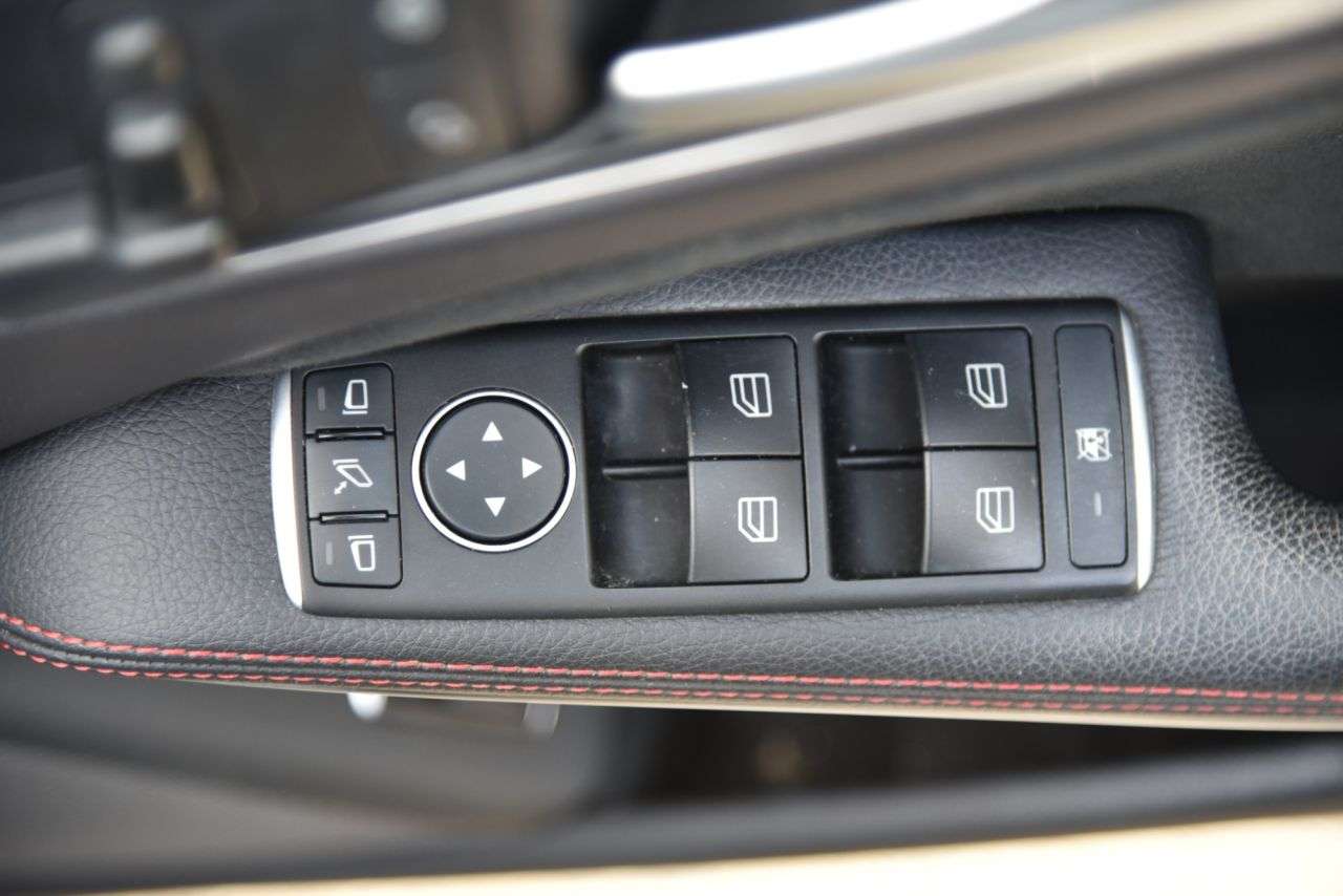 2016 MERCEDES-BENZ GLA 2016 MERCEDES-BENZ GLA