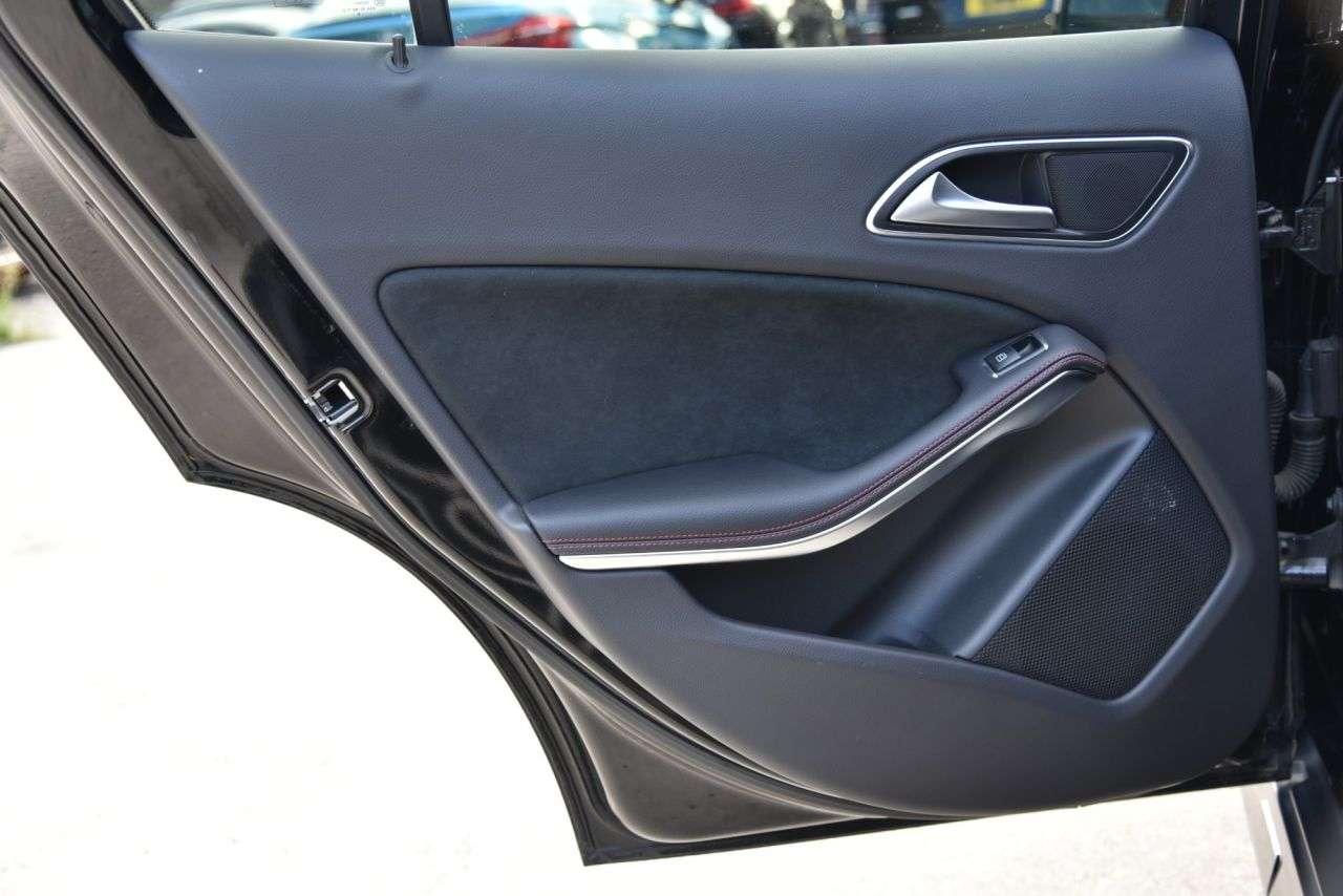 2016 MERCEDES-BENZ GLA 2016 MERCEDES-BENZ GLA