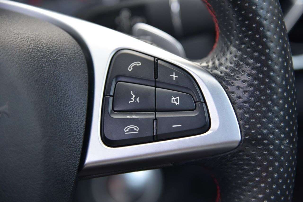 2016 MERCEDES-BENZ GLA 2016 MERCEDES-BENZ GLA