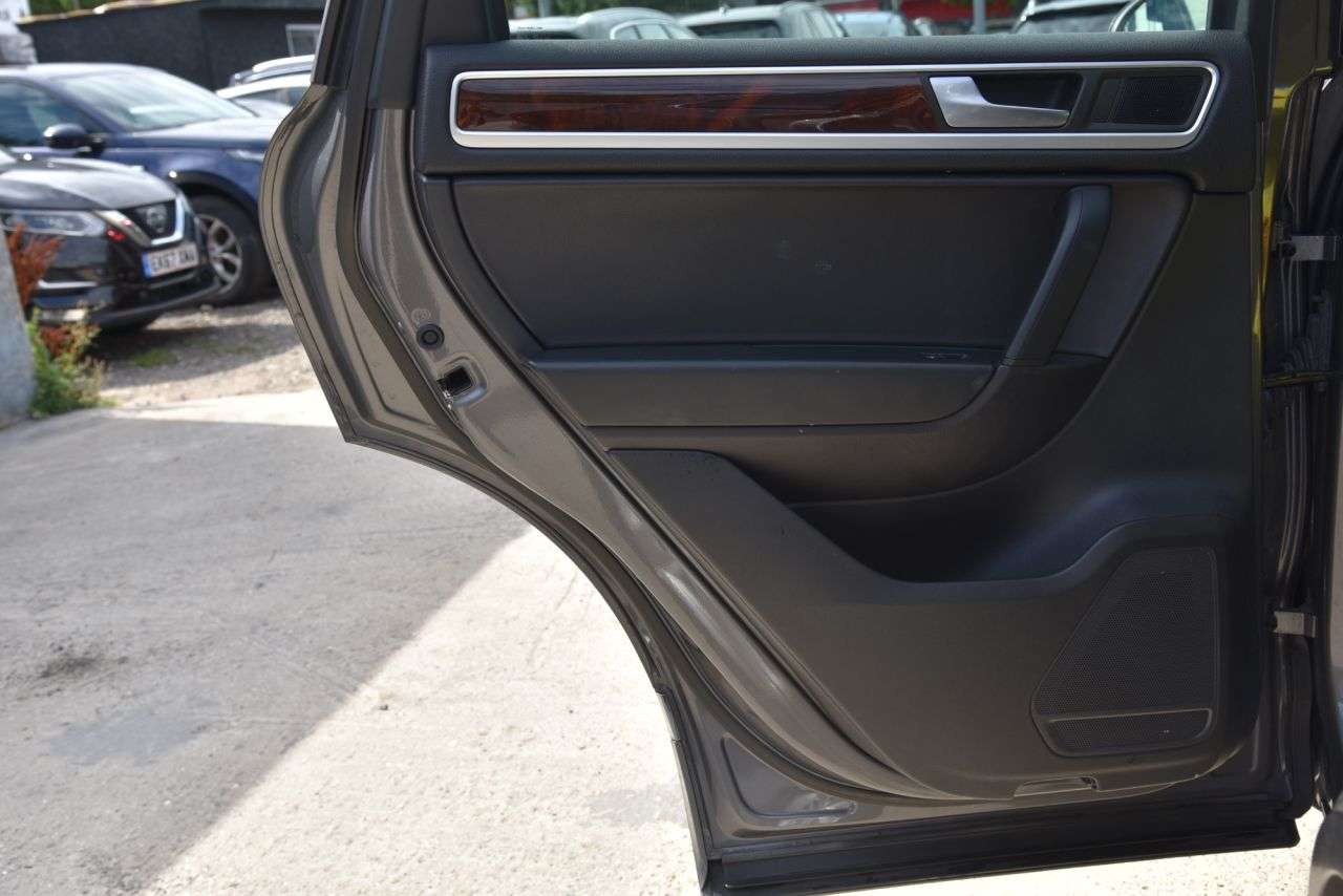 2013 VOLKSWAGEN TOUAREG 2013 VOLKSWAGEN TOUAREG