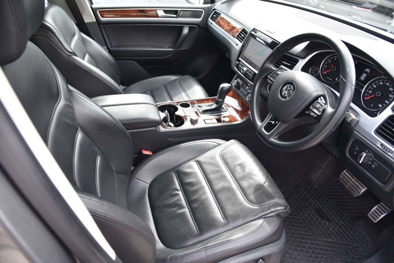 2013 VOLKSWAGEN TOUAREG 2013 VOLKSWAGEN TOUAREG