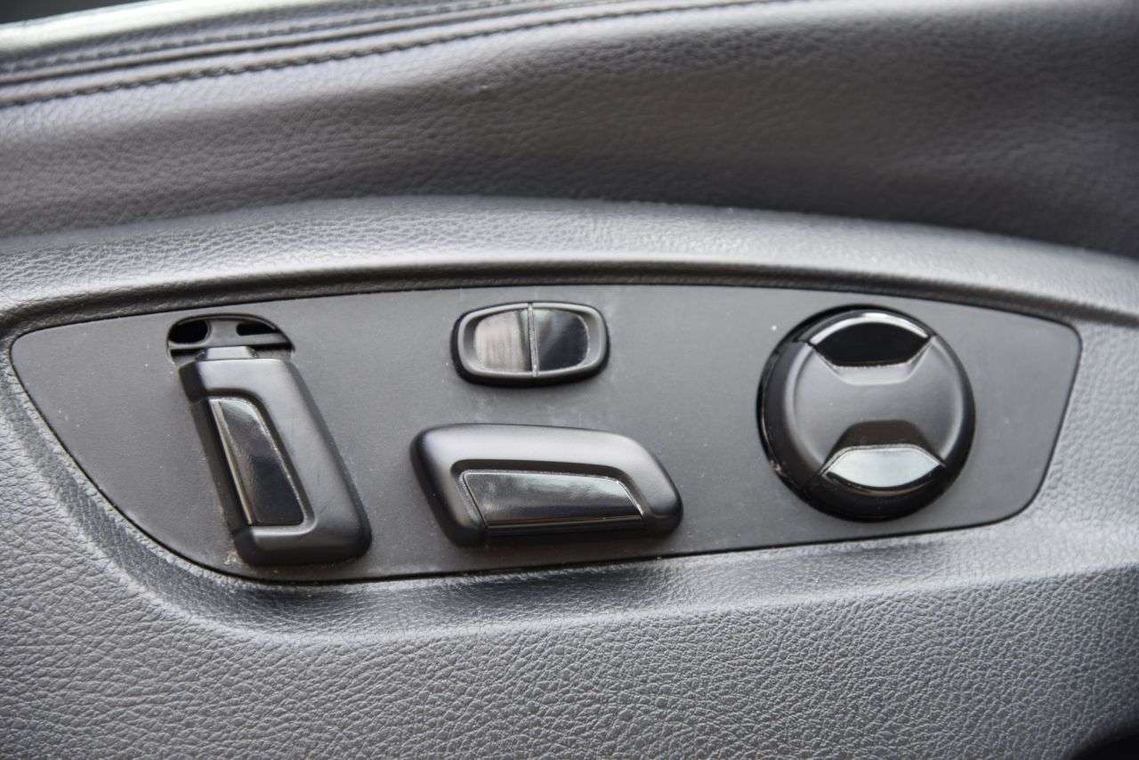 2013 VOLKSWAGEN TOUAREG 2013 VOLKSWAGEN TOUAREG