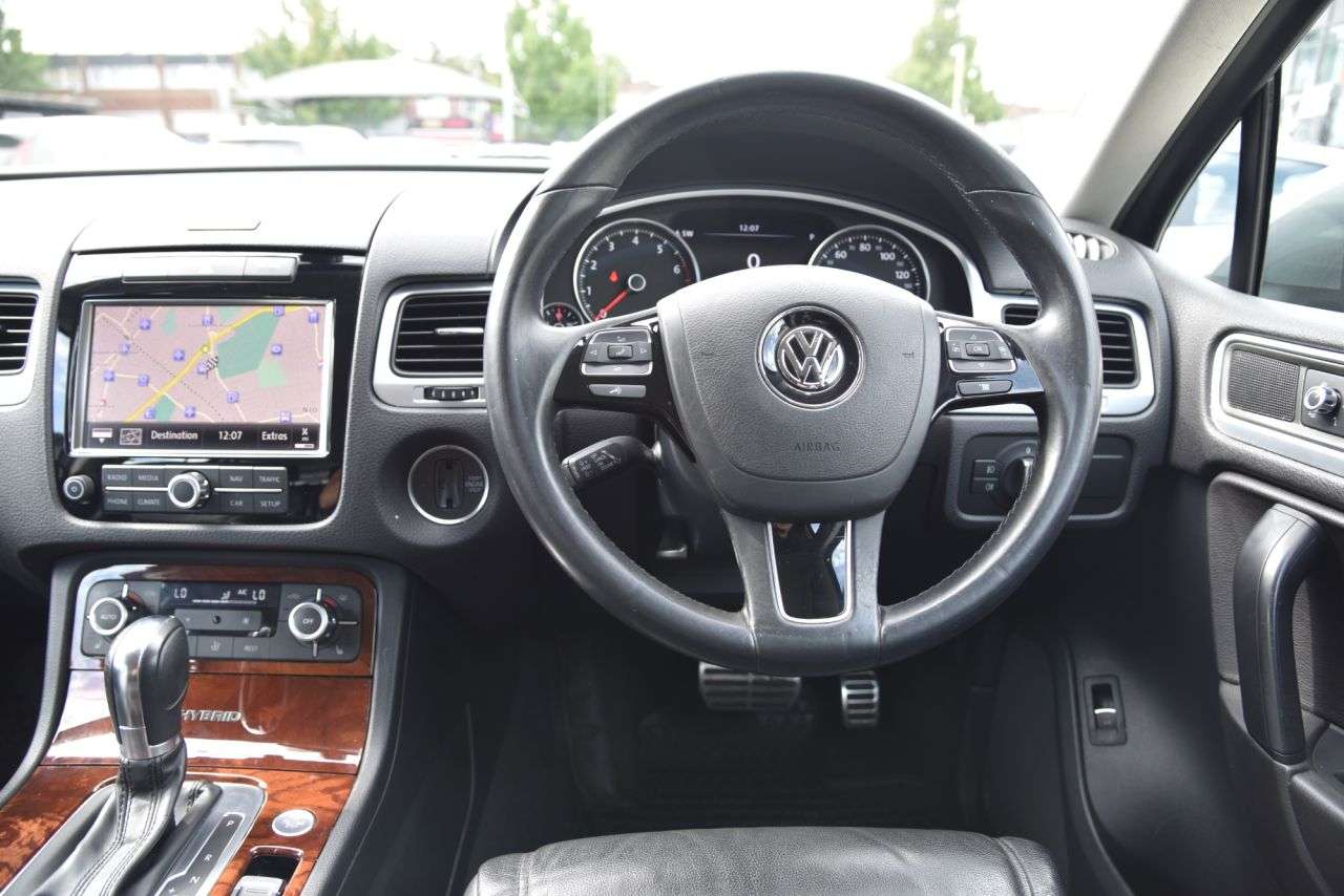 2013 VOLKSWAGEN TOUAREG 2013 VOLKSWAGEN TOUAREG