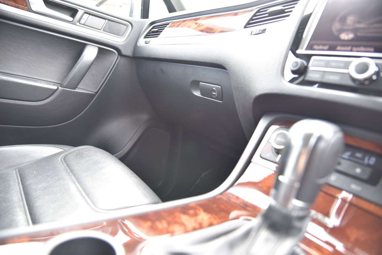 2013 VOLKSWAGEN TOUAREG 2013 VOLKSWAGEN TOUAREG