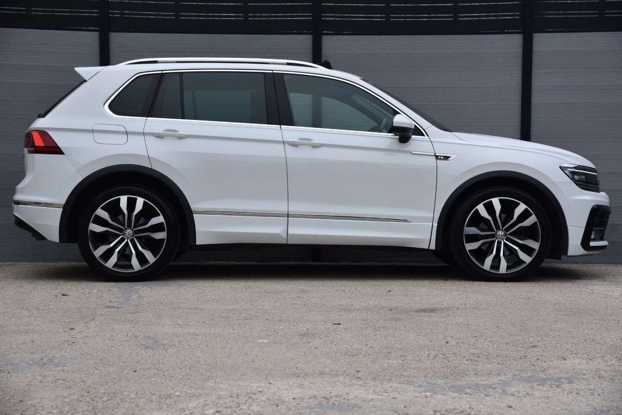 2018 VOLKSWAGEN TIGUAN 2018 VOLKSWAGEN TIGUAN