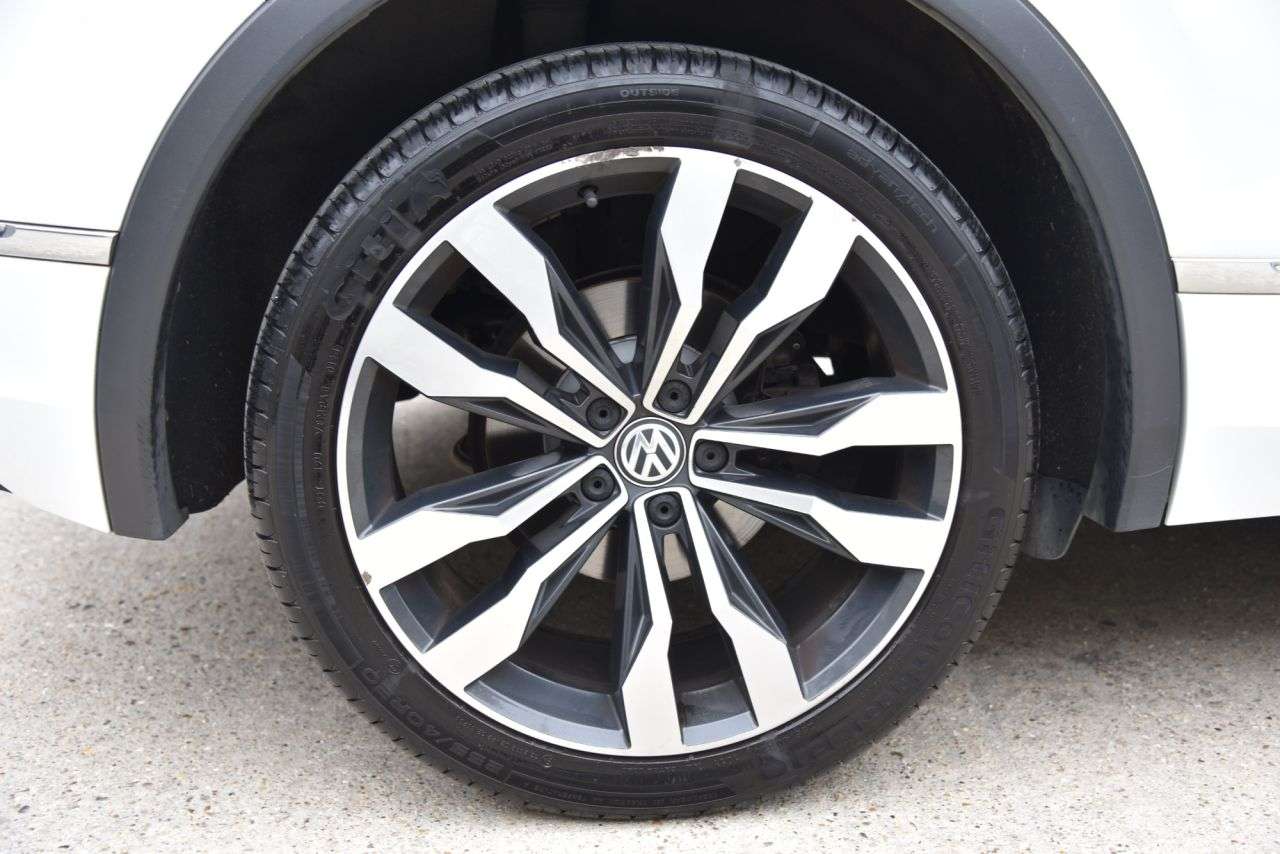 2018 VOLKSWAGEN TIGUAN 2018 VOLKSWAGEN TIGUAN