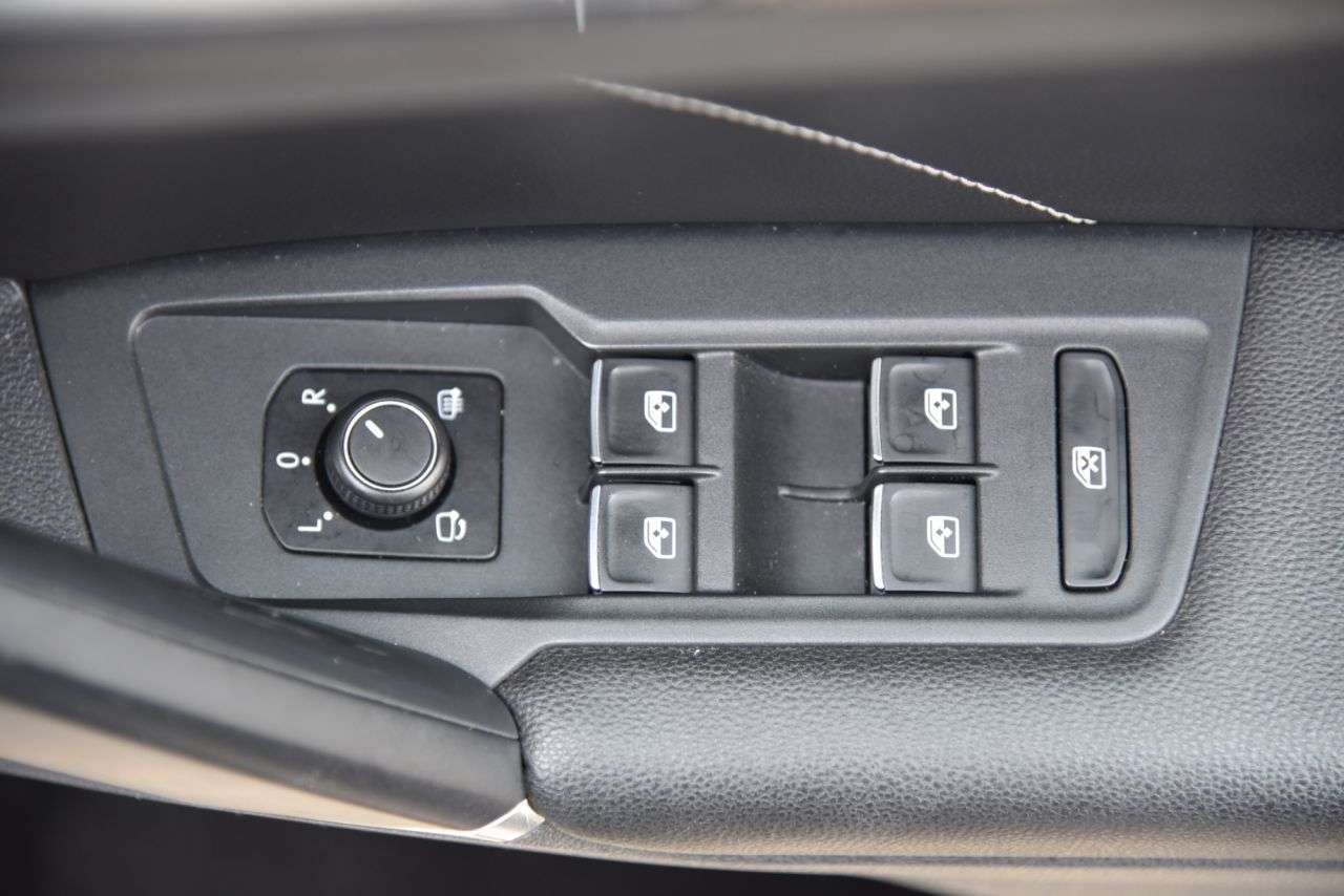 2018 VOLKSWAGEN TIGUAN 2018 VOLKSWAGEN TIGUAN