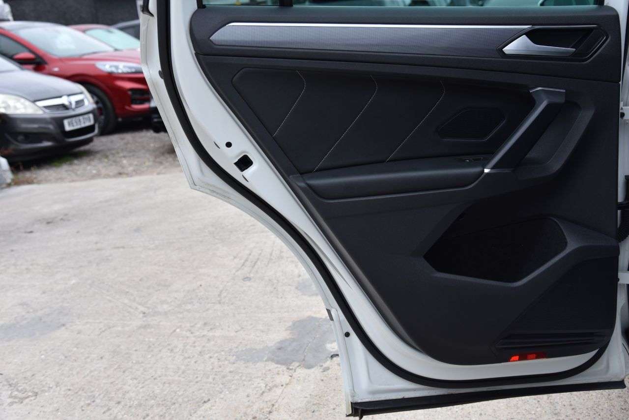 2018 VOLKSWAGEN TIGUAN 2018 VOLKSWAGEN TIGUAN