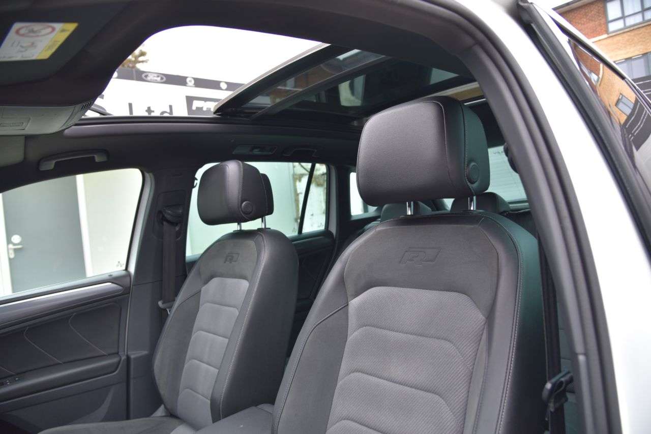 2018 VOLKSWAGEN TIGUAN 2018 VOLKSWAGEN TIGUAN