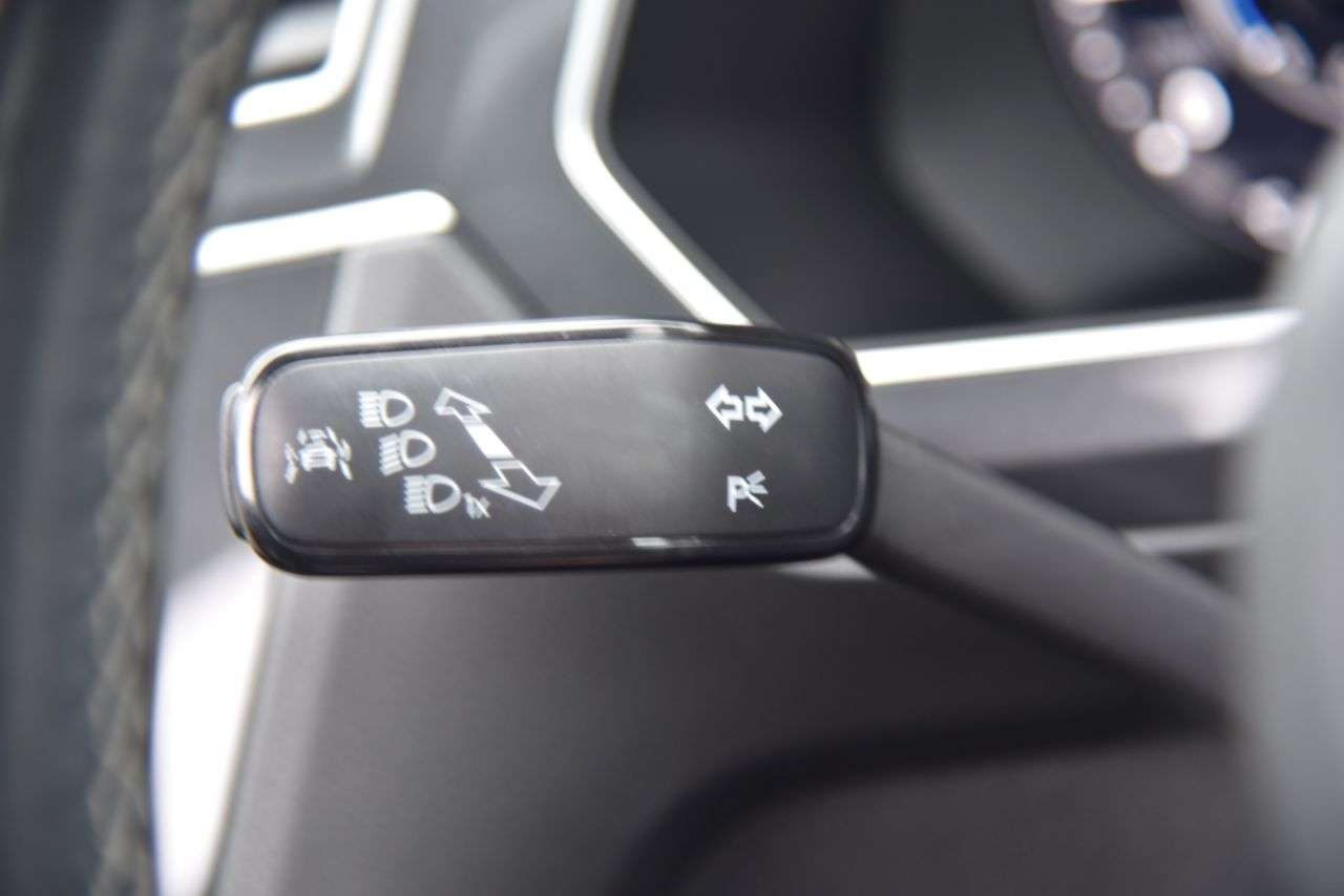 2018 VOLKSWAGEN TIGUAN 2018 VOLKSWAGEN TIGUAN