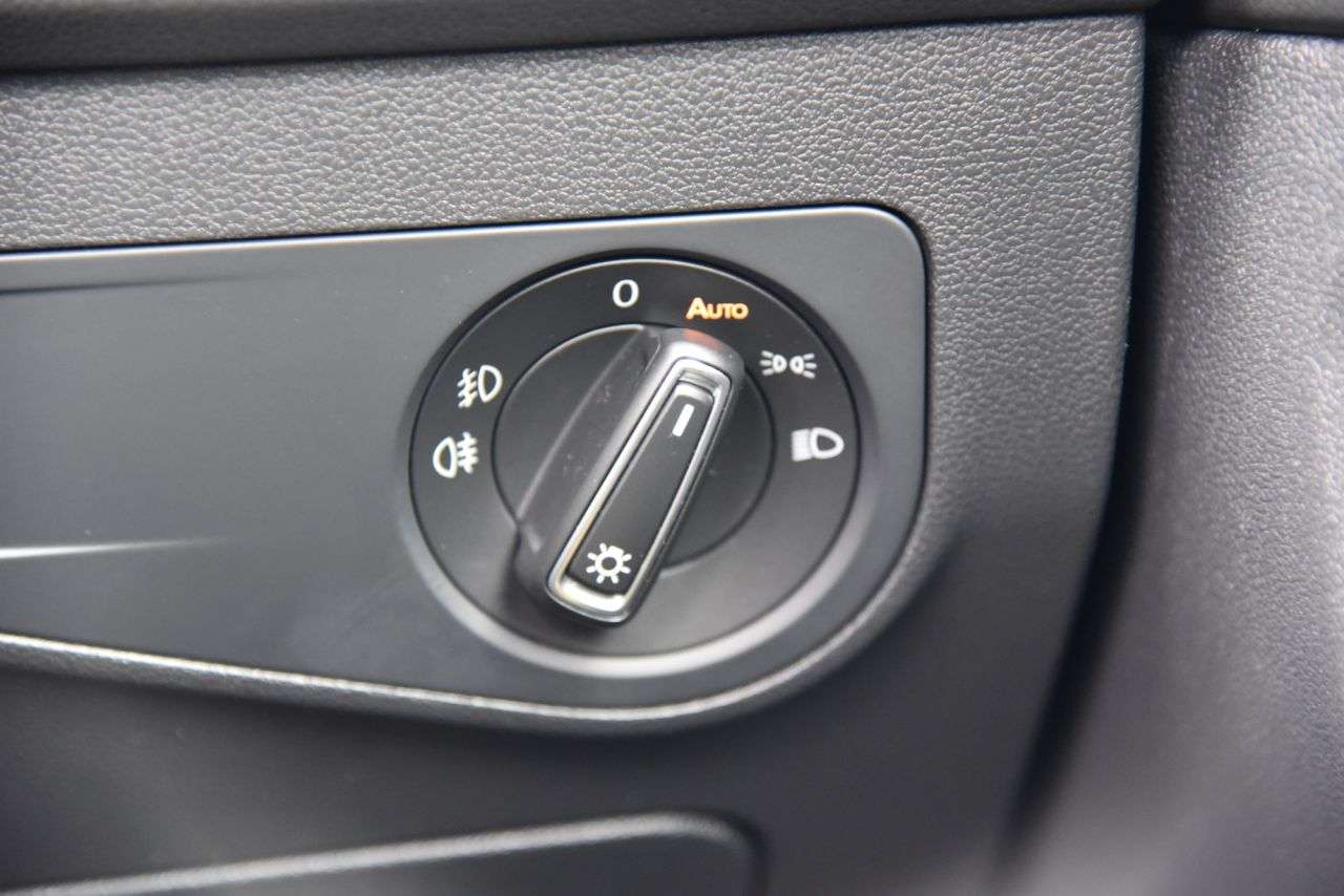 2018 VOLKSWAGEN TIGUAN 2018 VOLKSWAGEN TIGUAN