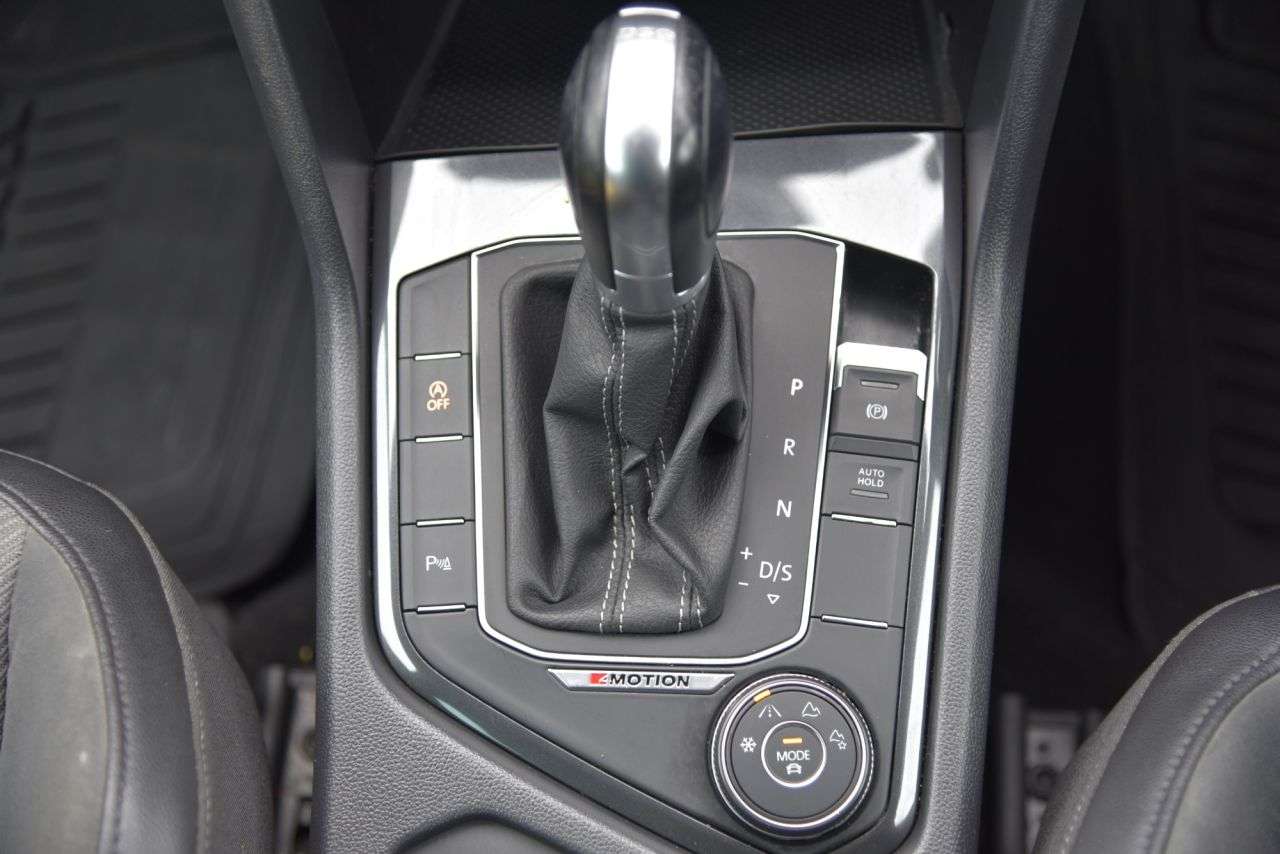 2018 VOLKSWAGEN TIGUAN 2018 VOLKSWAGEN TIGUAN