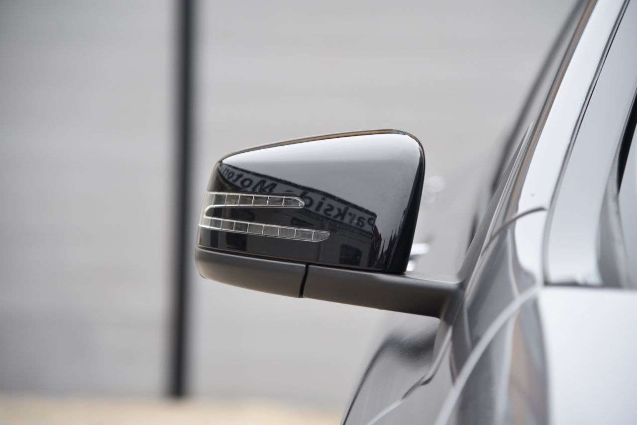 2016 MERCEDES-BENZ GLA 2016 MERCEDES-BENZ GLA