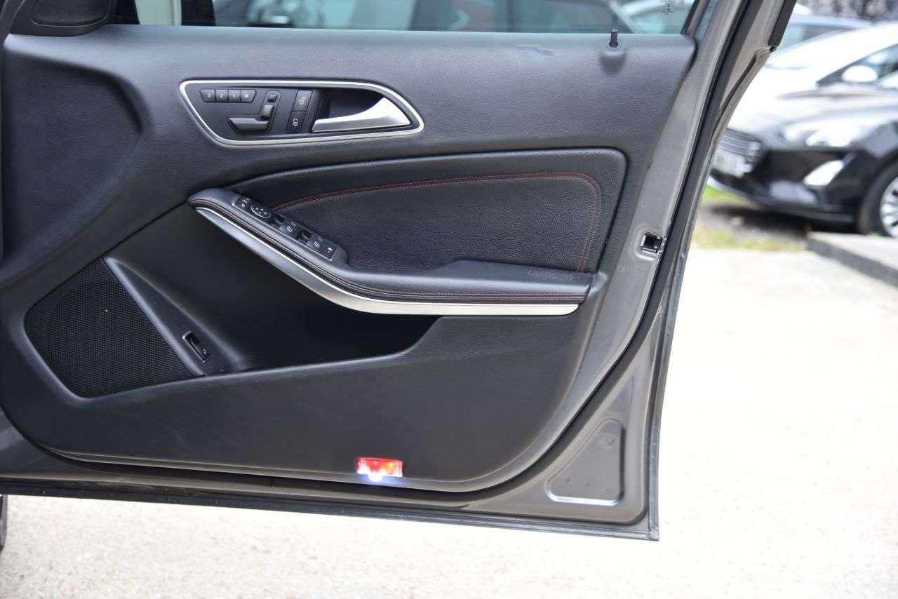 2016 MERCEDES-BENZ GLA 2016 MERCEDES-BENZ GLA