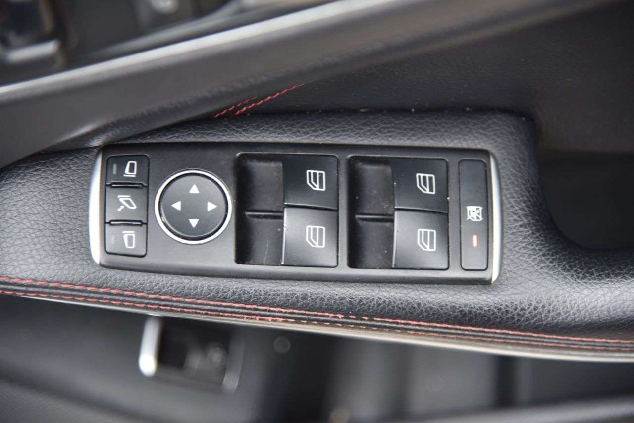 2016 MERCEDES-BENZ GLA 2016 MERCEDES-BENZ GLA