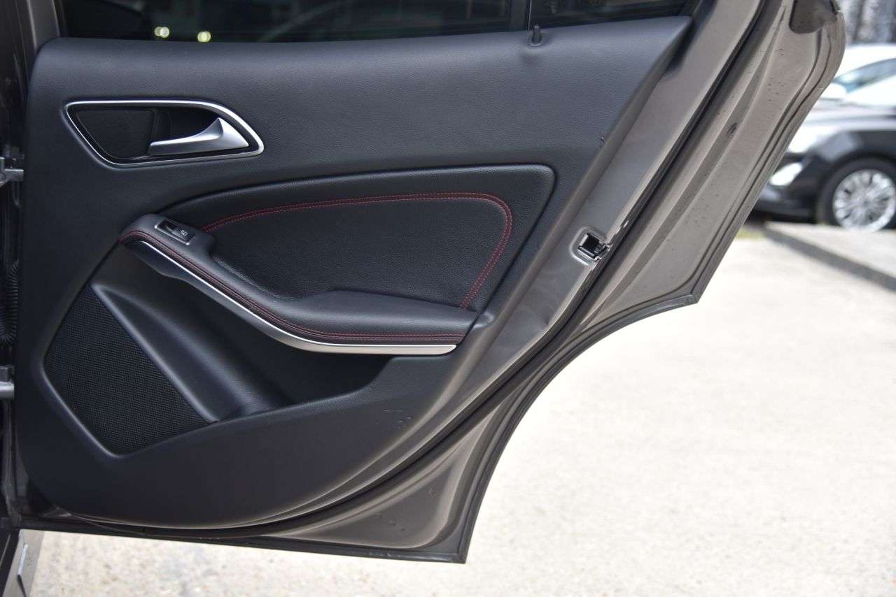 2016 MERCEDES-BENZ GLA 2016 MERCEDES-BENZ GLA