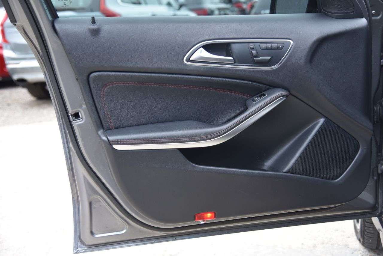 2016 MERCEDES-BENZ GLA 2016 MERCEDES-BENZ GLA