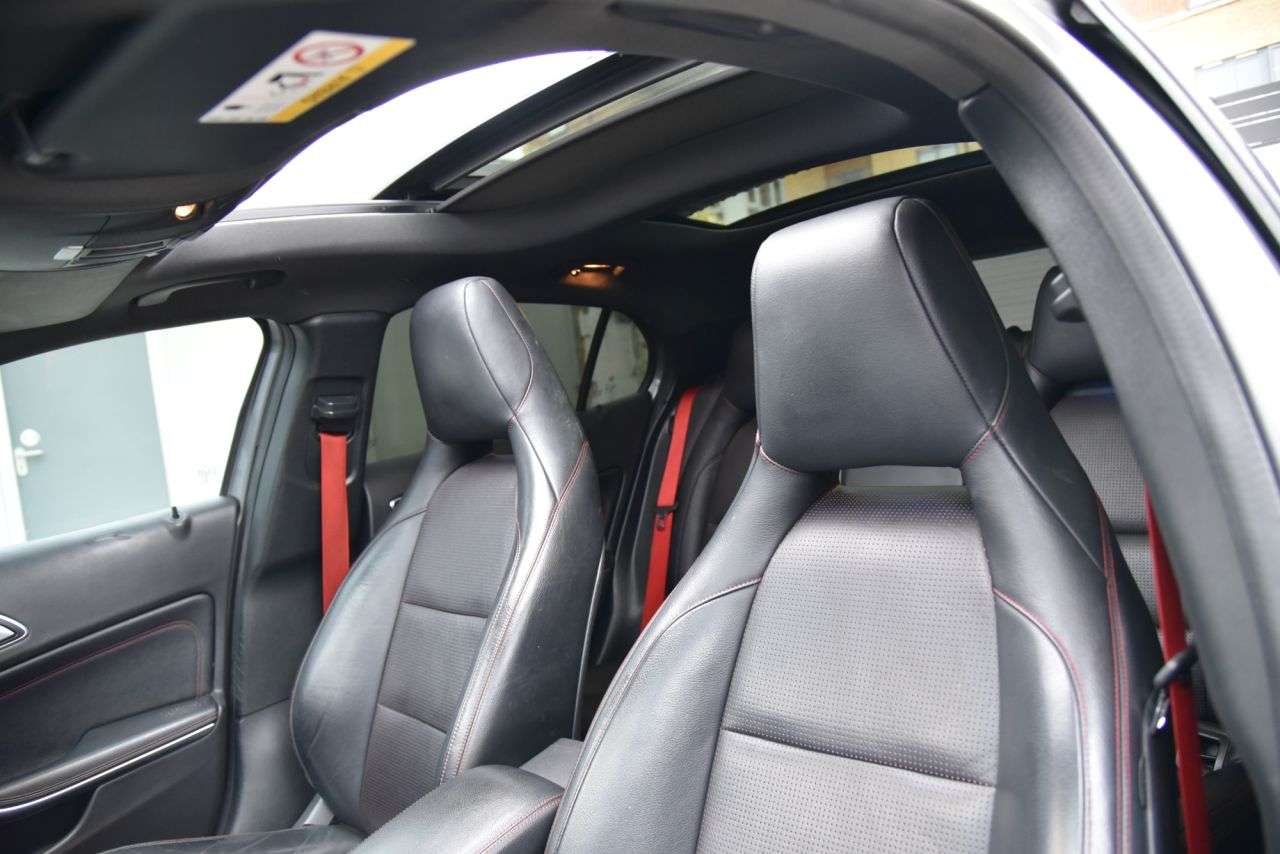 2016 MERCEDES-BENZ GLA 2016 MERCEDES-BENZ GLA