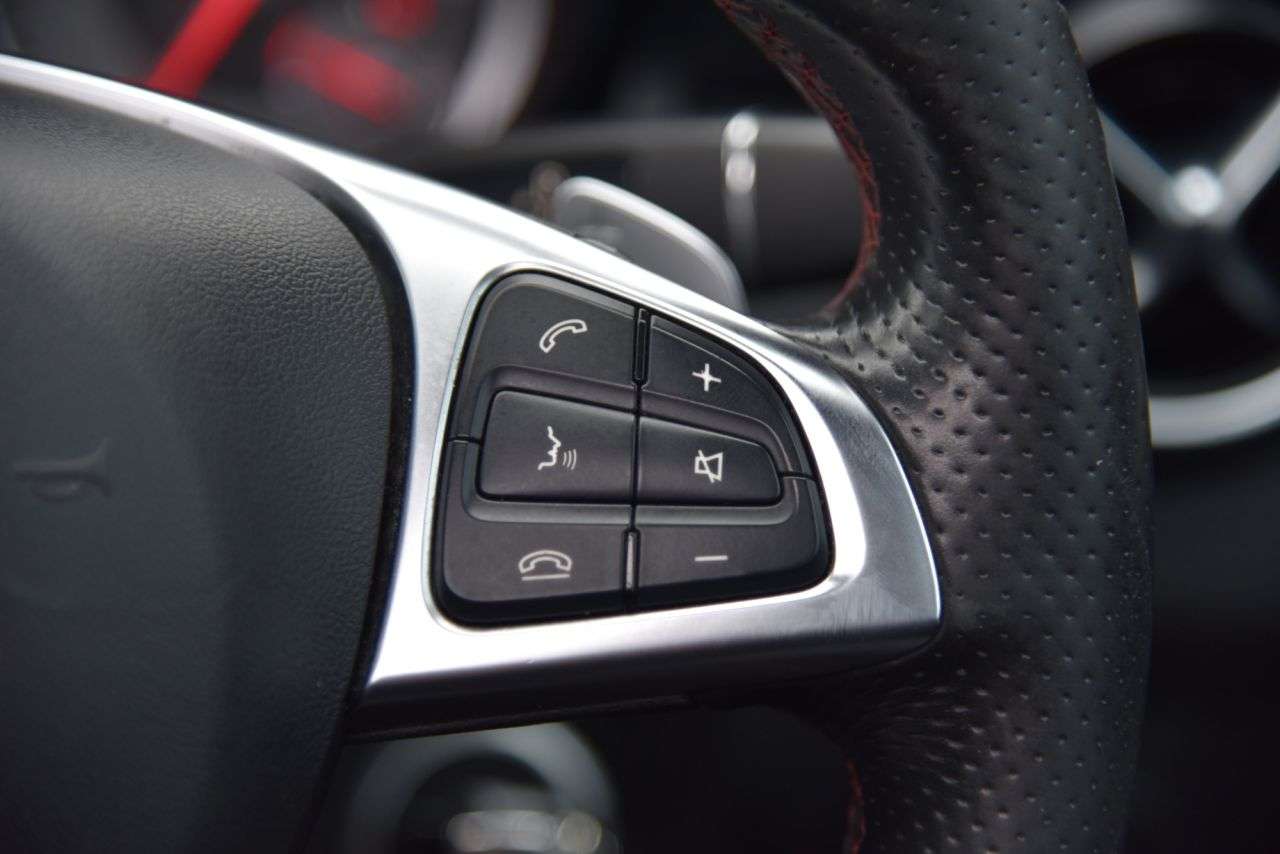 2016 MERCEDES-BENZ GLA 2016 MERCEDES-BENZ GLA