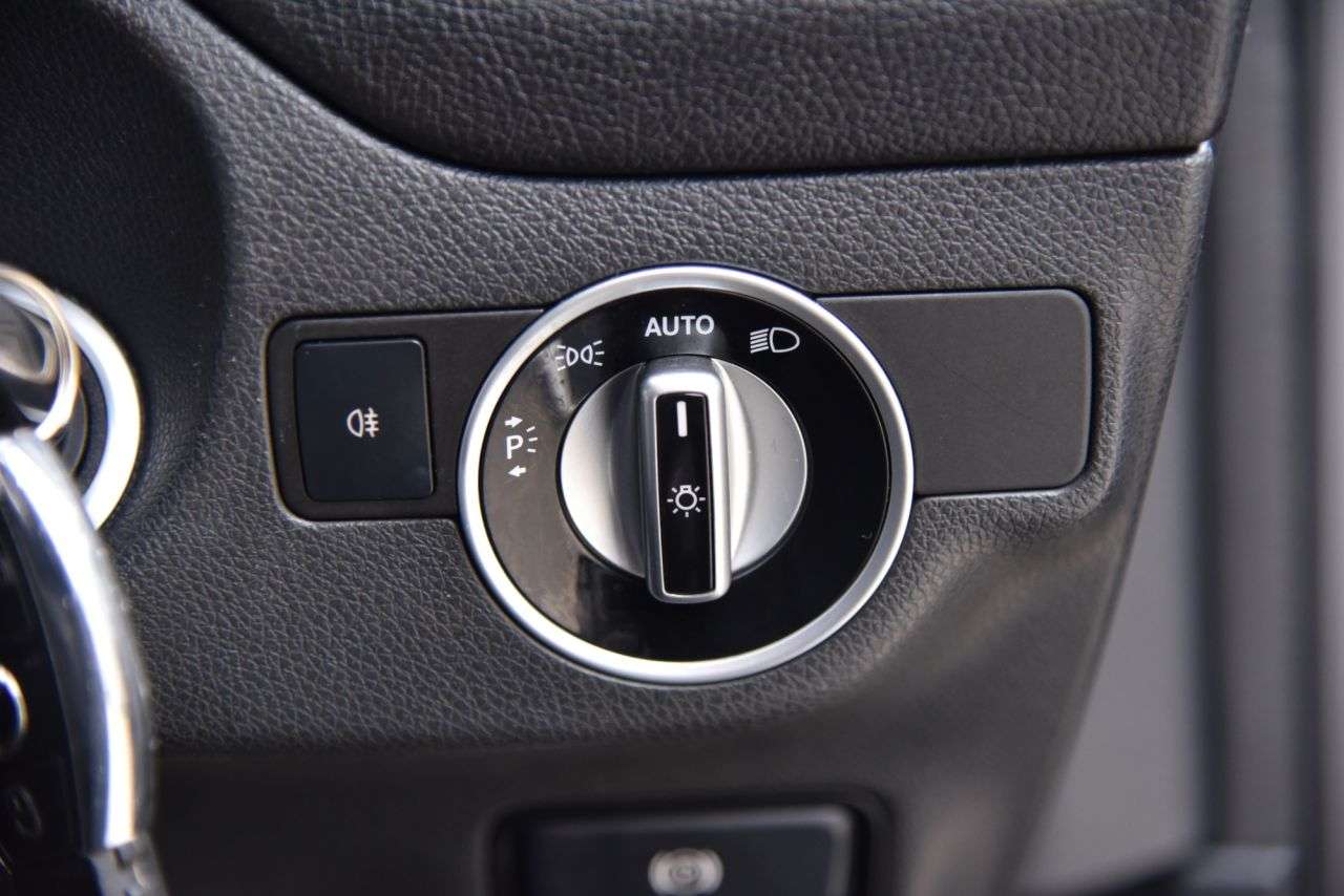 2016 MERCEDES-BENZ GLA 2016 MERCEDES-BENZ GLA