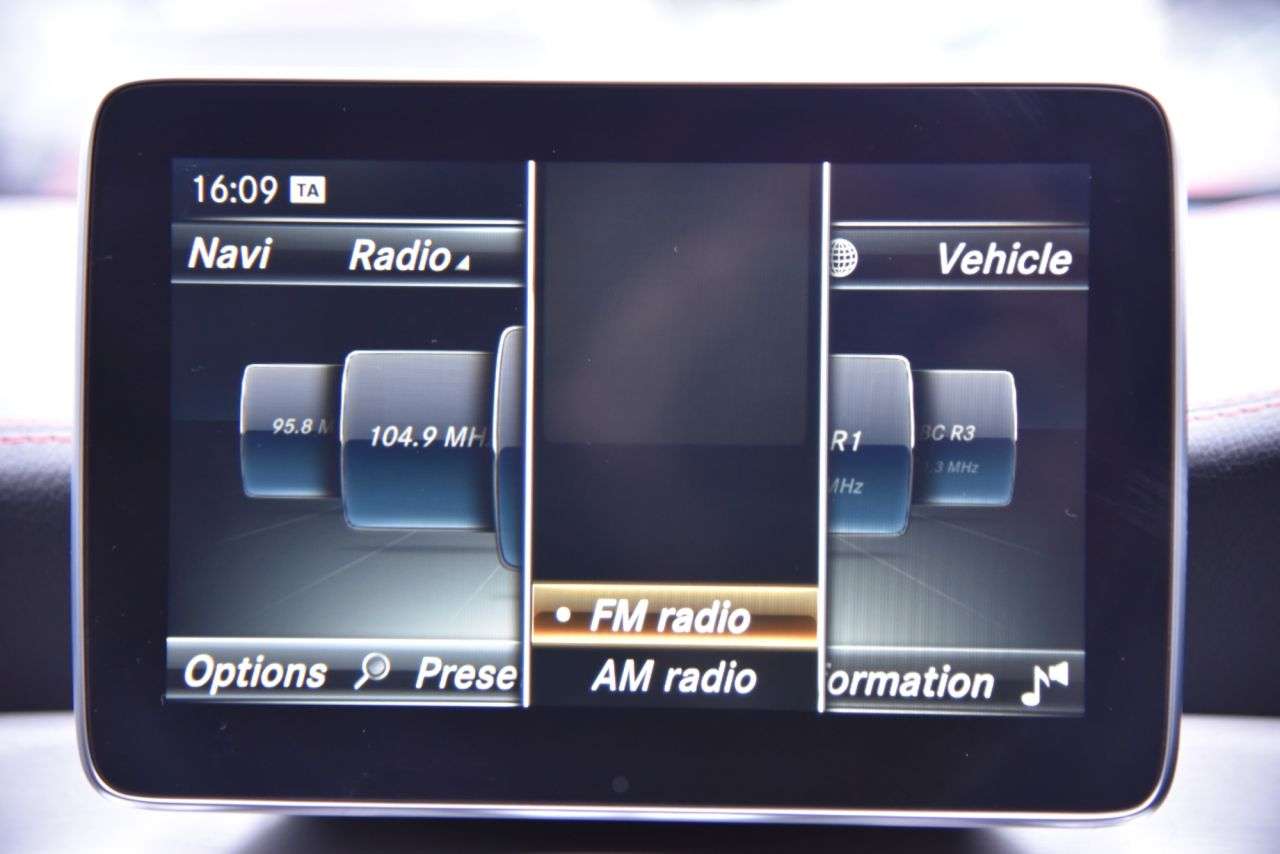 2016 MERCEDES-BENZ GLA 2016 MERCEDES-BENZ GLA