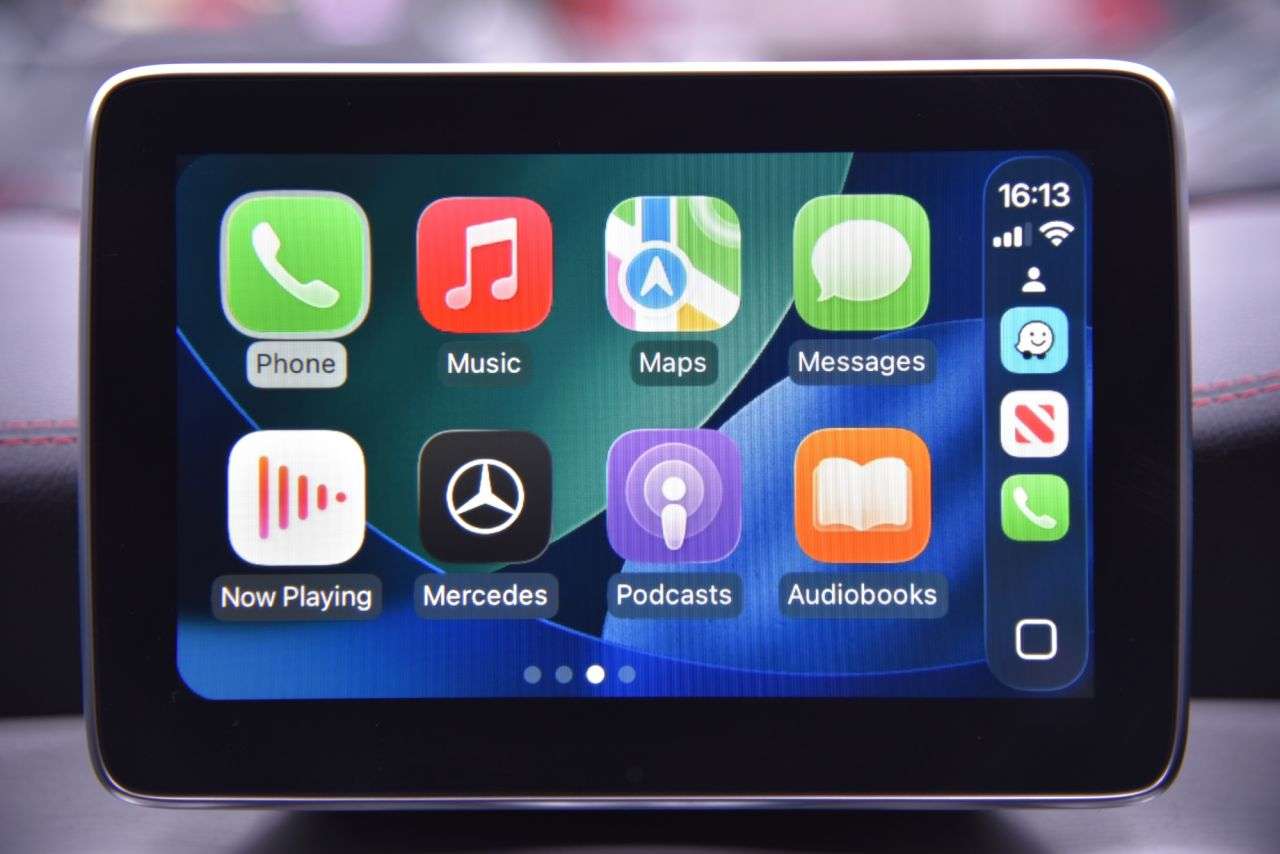 2016 MERCEDES-BENZ GLA 2016 MERCEDES-BENZ GLA