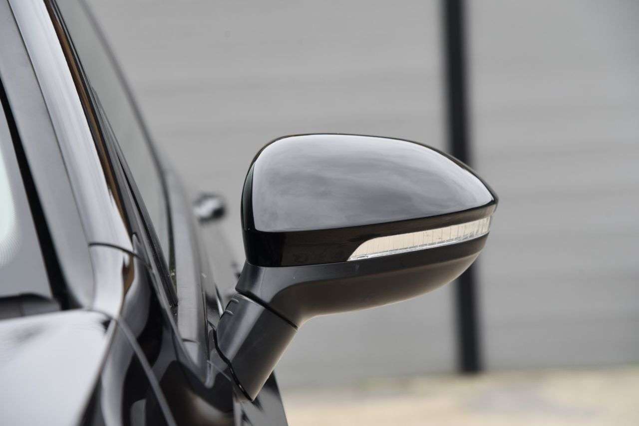 2021 VOLKSWAGEN GOLF 2021 VOLKSWAGEN GOLF