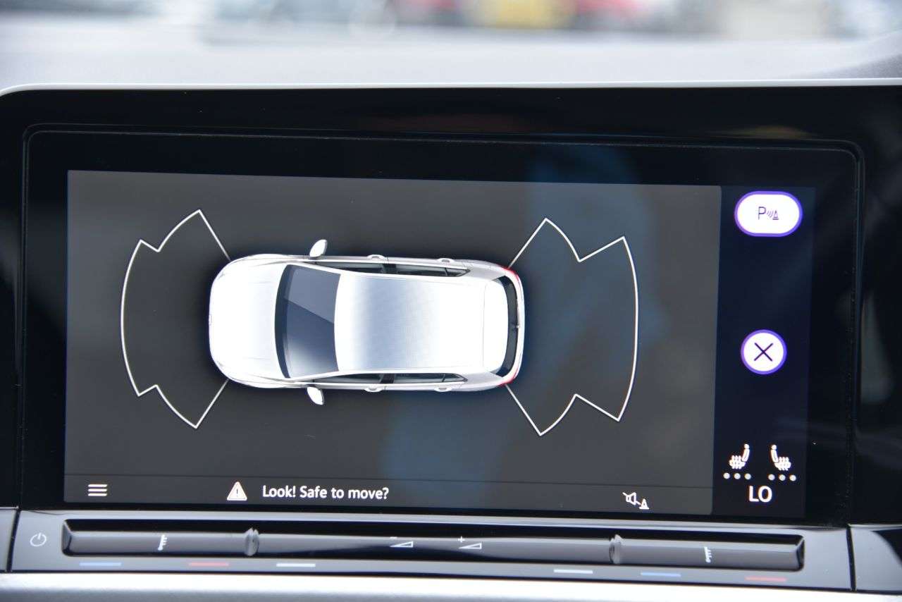 2021 VOLKSWAGEN GOLF 2021 VOLKSWAGEN GOLF