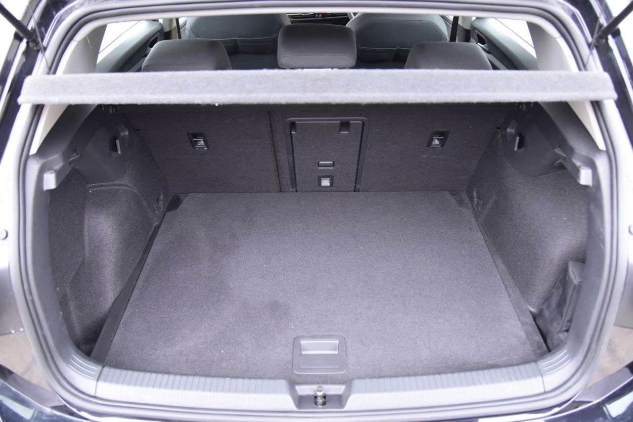 2021 VOLKSWAGEN GOLF 2021 VOLKSWAGEN GOLF