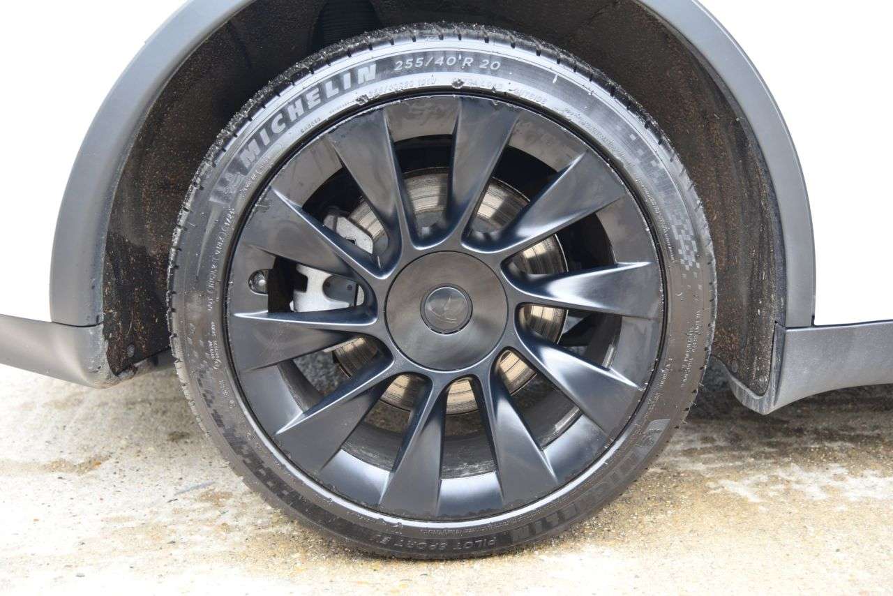 2022 TESLA MODEL Y 2022 TESLA MODEL Y