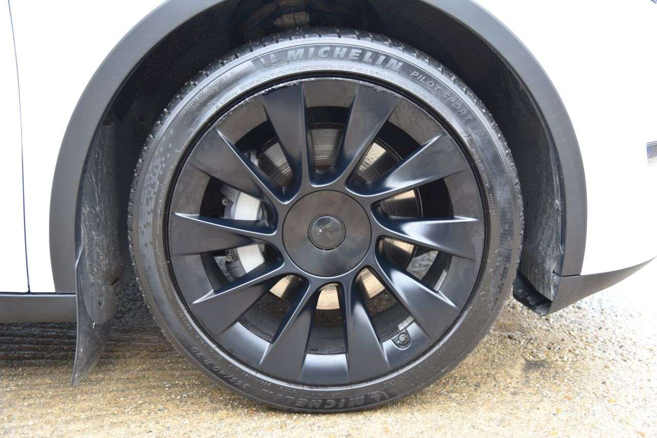 2022 TESLA MODEL Y 2022 TESLA MODEL Y