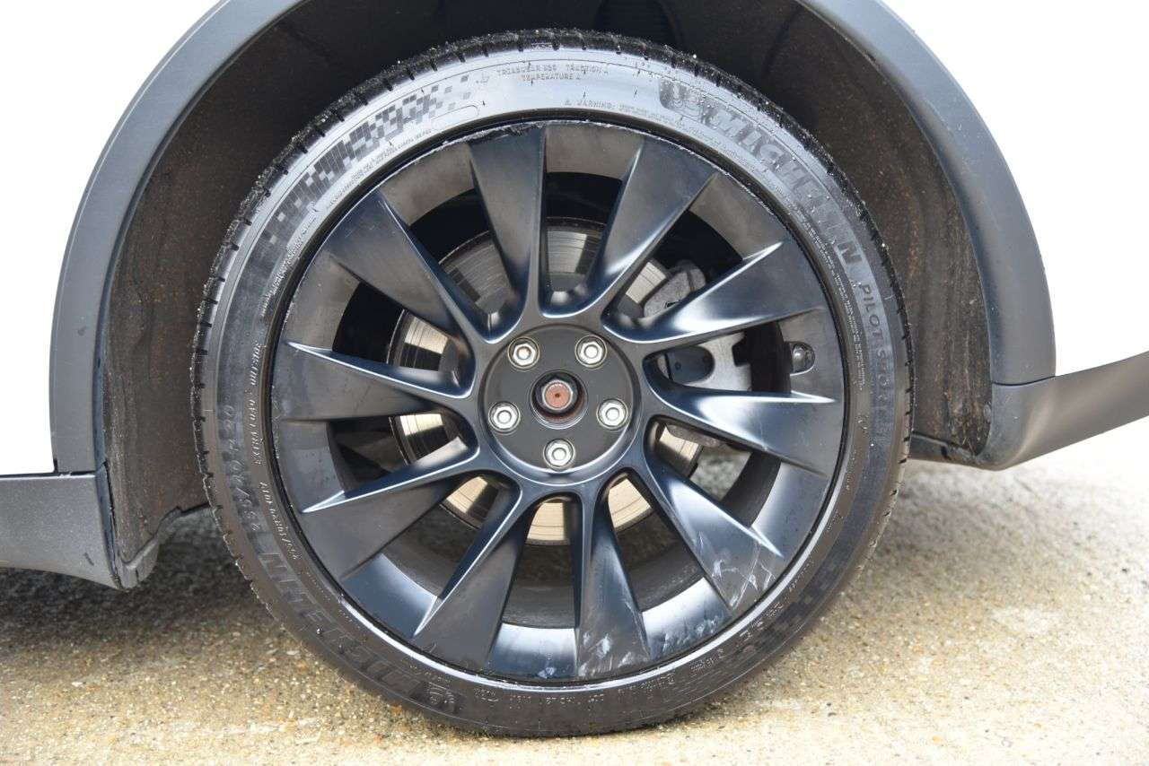 2022 TESLA MODEL Y 2022 TESLA MODEL Y